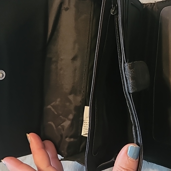 Wallet - Picture 4 of 5